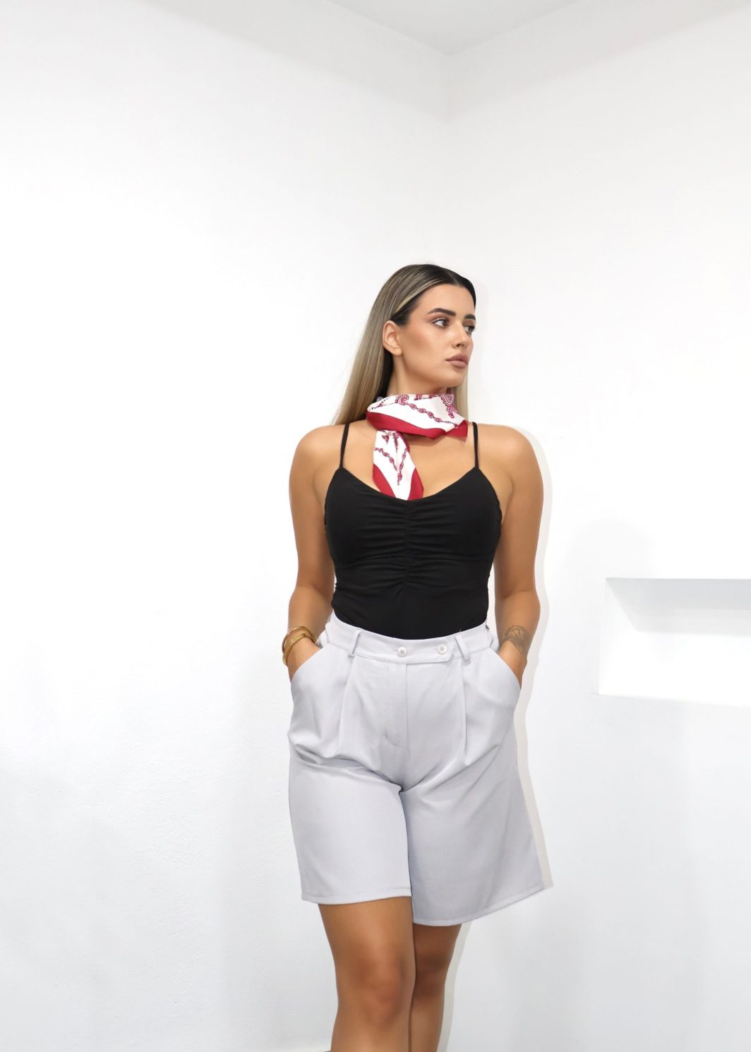 Βερμούδα με πιέτες